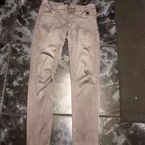 Celebrity Pink Stretch Jeans Walker Skinny 7/28